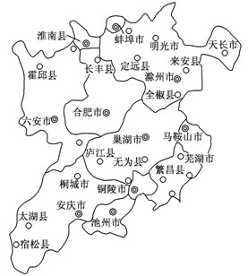 地处东部平原南北交通要冲,交通便利 b.地形平坦广阔 c.