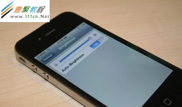 iphone5怎么自动调整屏幕亮度-ios7教程-手机开
