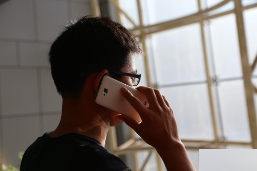 围观香港智能手机品牌NUU又有新作 - 百科教程
