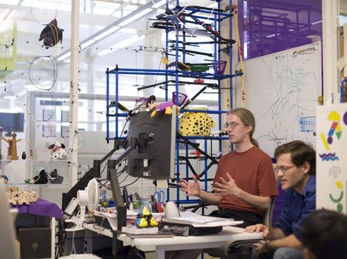 谷歌员工用什么电脑:Windows PC基本淘汰_求