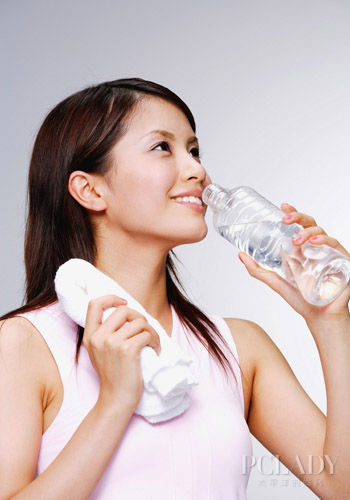 饮食+运动 3招打造今夏<em>马甲线</em>女神 - 百科<em>教程</em>