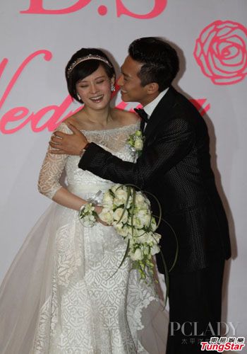 邓超和孙俪的结婚照片 - 百科教程网_经验分享