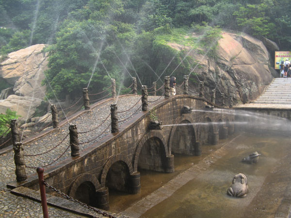 连云港海滩好玩吗 玩海连云港-洗海澡、晒太阳