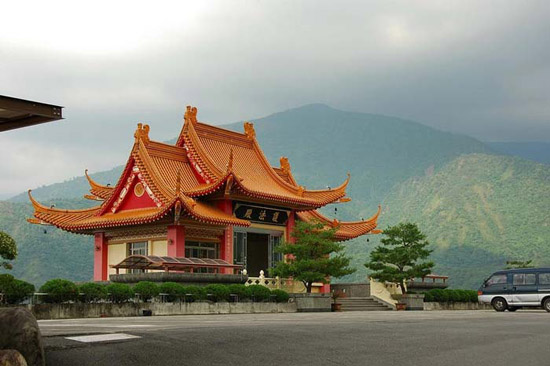 光棍节求求姻缘吧 全国十大求桃花胜地 - 百科教程网_经验分享平台[上学吧经验教程频道]