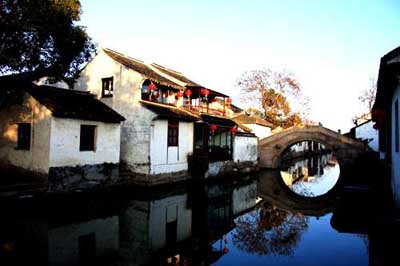 我们是文艺小青年 就爱不一样的古镇 - 百科教