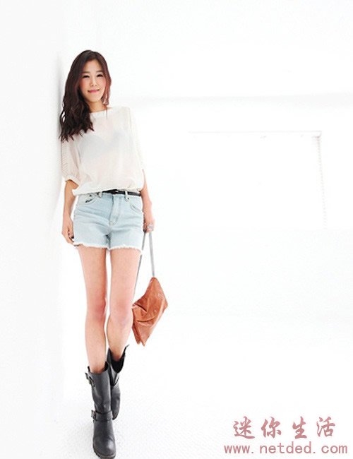 无袖<em>衬衫</em>搭配7分<em>牛仔</em>裤好看吗 一字领雪纺<em>衬衫</em>