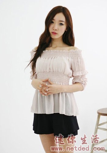 <em>平胸</em>的<em>女生</em>如何穿裙子掩饰<em>胸部</em> <em>胸部</em>很小的女