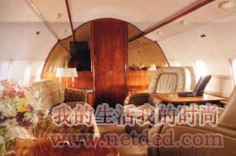 赵本山花两亿购买私人飞机是什么样的(图片) -