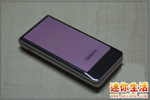 简评一下500万像素 OPPO U529华丽翻盖手机