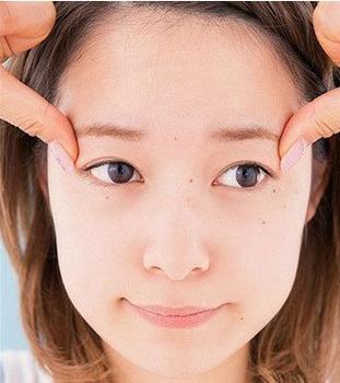 清晨护肤和晚上护肤的步骤区别 - 百科教程网_