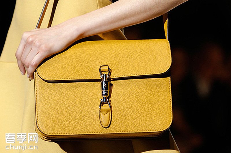 古驰2014秋冬女装秀场包包展 - 百科教程网_经验分享平台[上学吧经验教程频道]