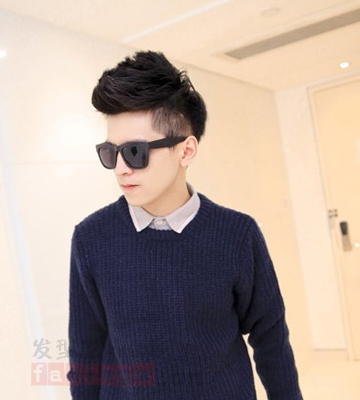 <em>2014</em>最新<em>男生烫发发型</em> 演绎冬季不一样的时尚