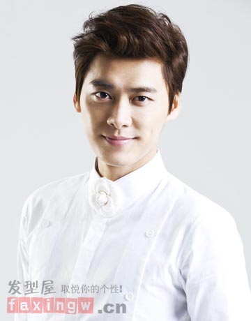 国产男神李易峰阳光短烫发图片 尽显纯真儒雅