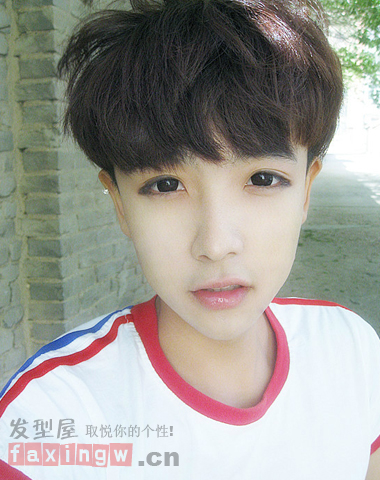 90后<em>男生</em>超萌<em>发型</em> 可爱学弟人气百分百 - 百科