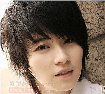 秋季<em>男生短发发型</em> 彰显帅气阳光气质 - 百科教