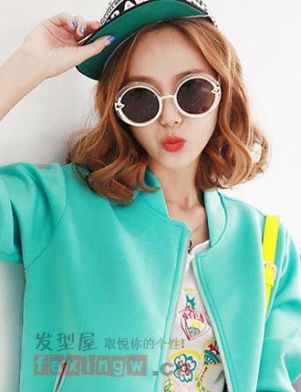 <em>2015最流行</em>懒人<em>发型</em> 清爽<em>齐肩</em>短发帅气更迷人