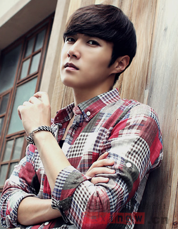 <em>韩国</em>男士<em>发型</em>设计 清爽气质无懈可击 - 百科教