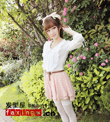 <em>夏季女生</em>时尚马尾辫<em>发型</em> 马尾辫的扎法 - 百科