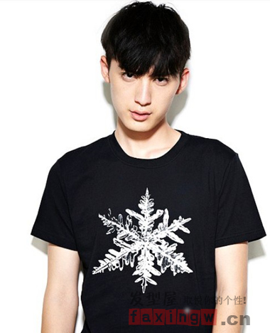 <em>韩式男生</em>气质短发<em>发型</em> 一起追过的时尚帅气 - 