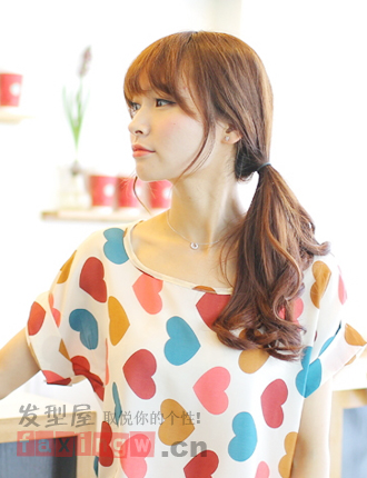 侧马尾扎发图解 时尚简约闪亮金秋 - 百科教程网_经验分享平台[上学吧经验教程频道]