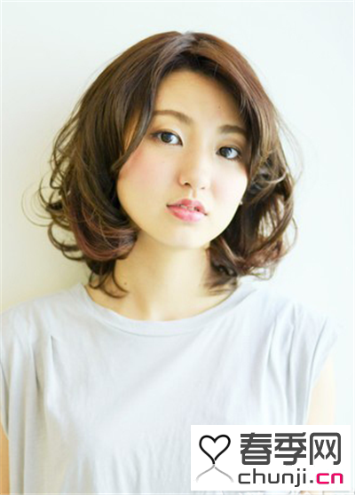 塑造永恒之美 <em>2015年</em>流行<em>发型</em>大集锦 - 百科教