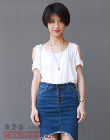 可爱<em>女生</em>斜刘海<em>短发</em> <em>大长脸</em>完美蜕变小V脸 - 百