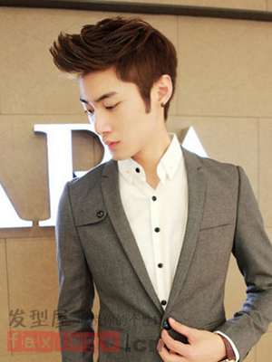 男生时尚<em>飞机头发型</em> 演绎前卫个性 - 百科<em>教程</em>