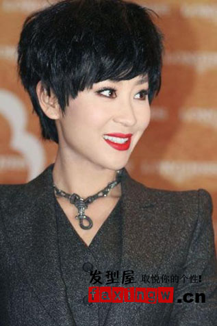 苗圃最新御姐气质<em>短发</em>图片欣赏 - 百科<em>教程</em>网_