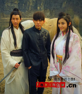 《红尘客栈》古力娜扎出演 古装发型清纯装扮