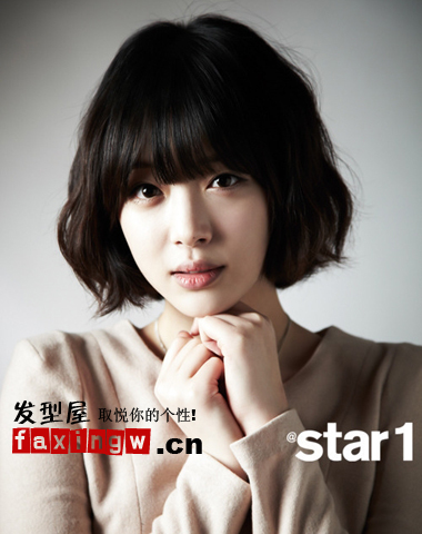 2013<em>韩式烫发</em>流行趋势 <em>中发烫发</em>营造甜美轻熟