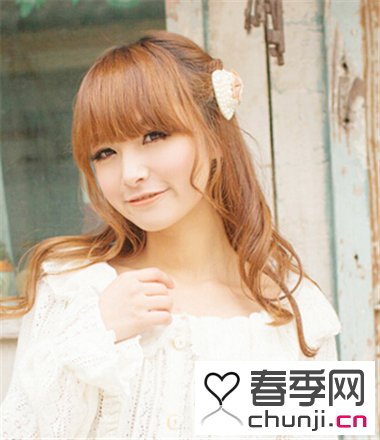 <em>女生</em>甜美<em>公主</em>头<em>发型</em> 国庆出游最百搭 - 百科教