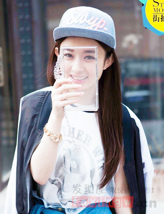 第十届金鹰女神<em>赵丽颖</em> 清纯甜美<em>发型图片</em> - 百