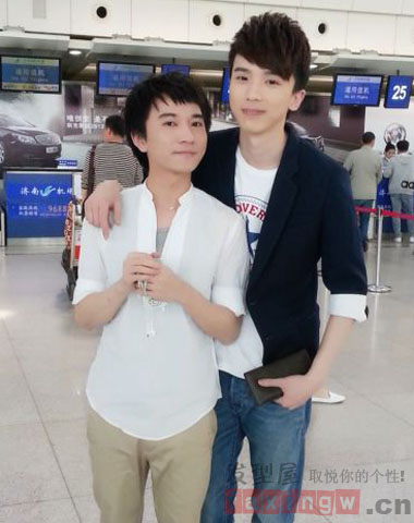 沈氏夫夫宣布订婚 <em>百度</em>男神沈煜伦帅气<em>发型</em>迷