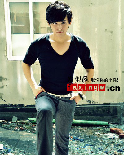 夏季<em>长脸</em>型<em>男生</em>适合的<em>发型</em>图片 - 百科教程网_