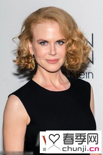 <em>2015女中长发型</em> 2015中长发型图片 发型图片女