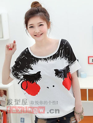 女生发量少怎么盘丸子头 如何盘出精致丸子头