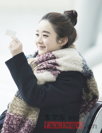 <em>赵丽颖</em>丸子头<em>发型</em>图片精选 萌萌哒 - 百科<em>教程</em>