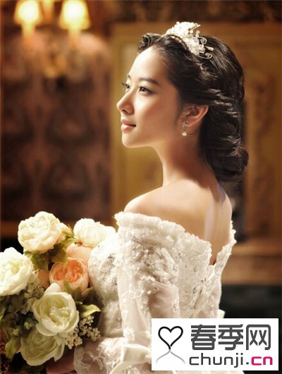 <em>2015</em>最美<em>新娘新娘发型</em>设计 韩式<em>新娘</em>盘发散发