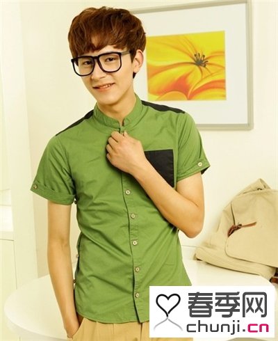 <em>2015男生最新</em>烫染<em>发型</em>推荐 帅气阳光<em>发型</em>走桃