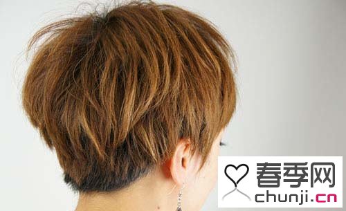 女生<em>短发吹蓬松</em>视频 女生蓬松<em>短发</em>底部微卷 女