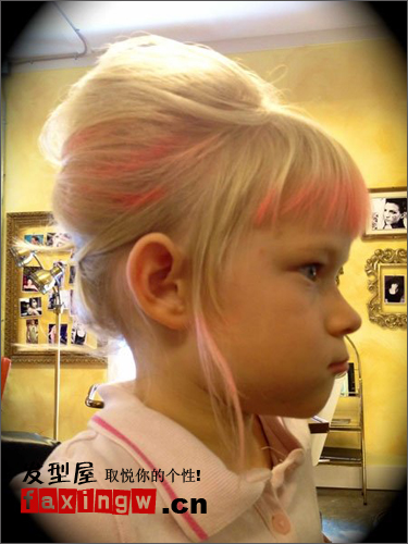 小甜心<em>蓬松</em>公主<em>发型</em>扎法图解 <em>孩子</em>也爱挑染 - 