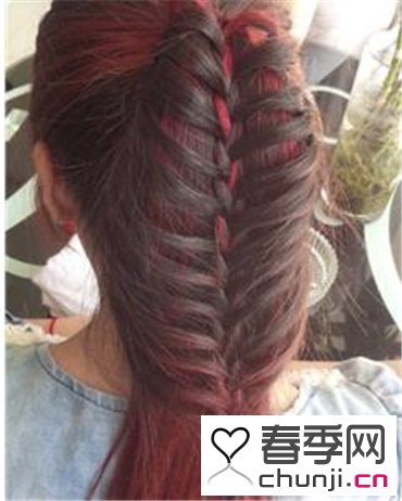 长发<em>女生</em>美丽编发 时尚<em>造型</em>让你瞬间百变 - 百