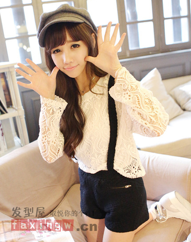 <em>发型改变脸型</em> 瘦脸女生适合的迷人长发发型 - 