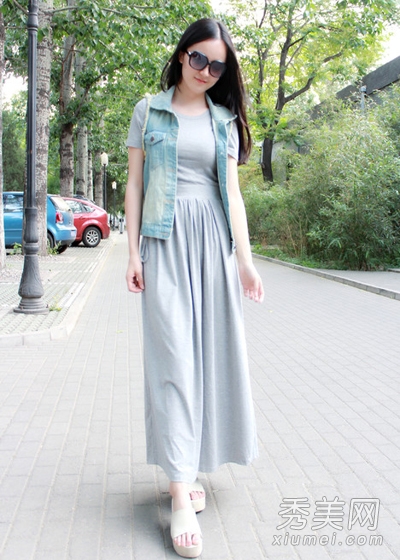 夏季流行穿长裙选对款式藏肉显瘦