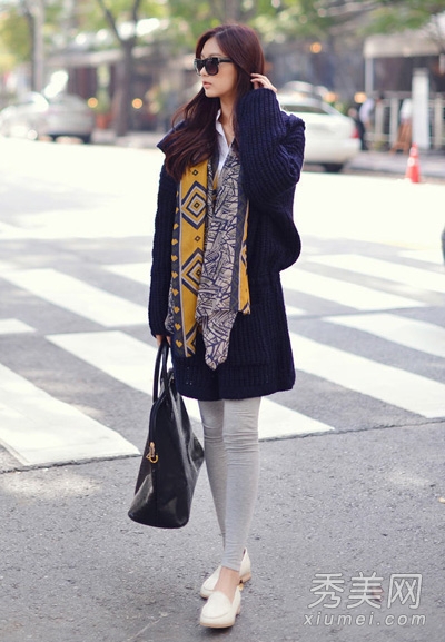 <em>长毛衣</em>外套<em>配打</em>底裤 肥腰粗腿藏起来 - 百科教