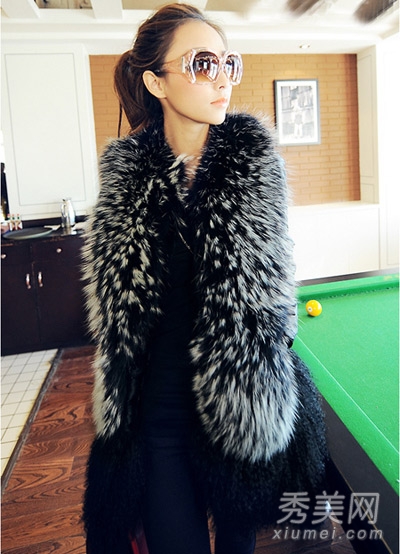 皮草外套气质搭配 穿出高贵大气范 - 百科教程
