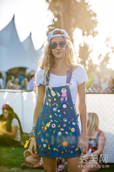 <em>背带短裤</em>背带裙减龄 性感萝莉扮起 - 百科<em>教程</em>