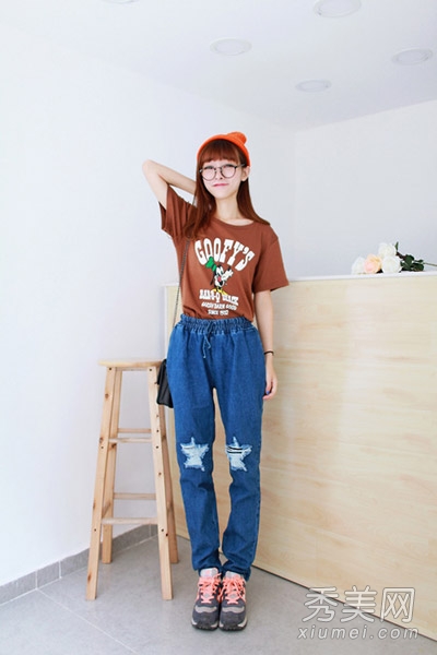 牛仔裤配什么鞋好看 搭球鞋就不错 - 百科教程