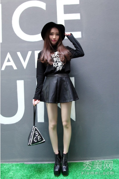 梨形身材穿什么 卫衣搭半身裙扬长避短 - 百科