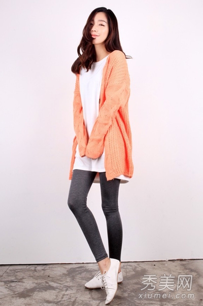 胖人穿衣搭配 毛衣外套+打底裤显瘦 - 百科教程